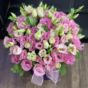  Belek Florist Pink Lisianthus in Purple Box