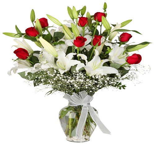  Belek Flower Delivery Vase 7 Pc Lilium & 9 Pc Red Roses