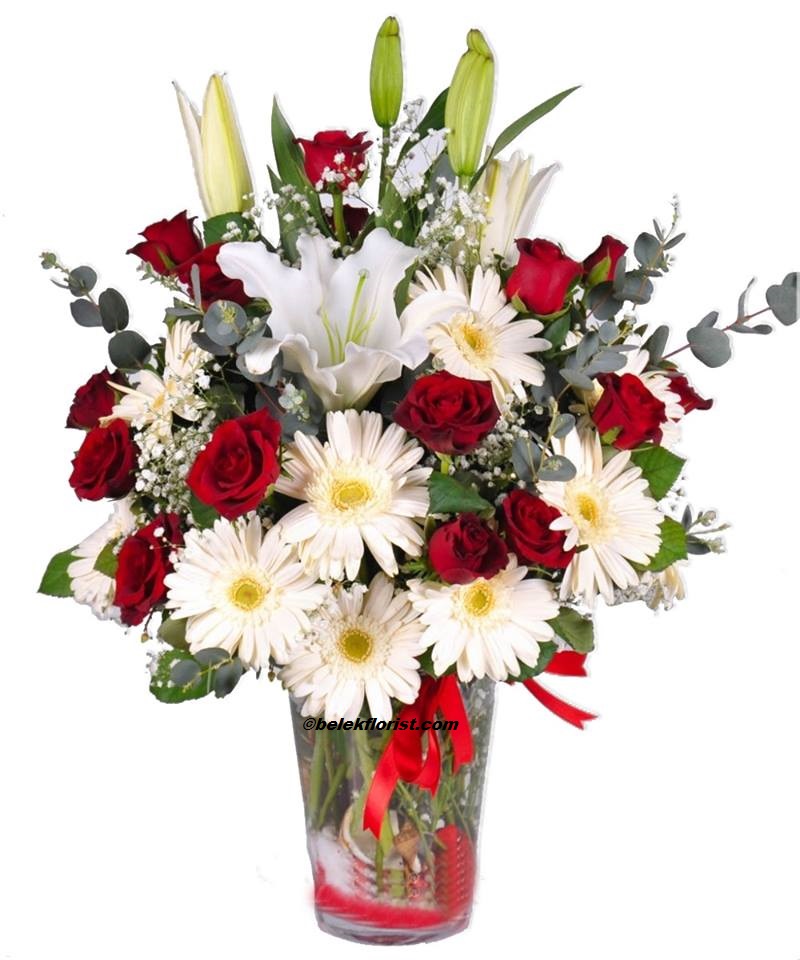  Заказ цветов в Белек  Розы лилий в вазе
